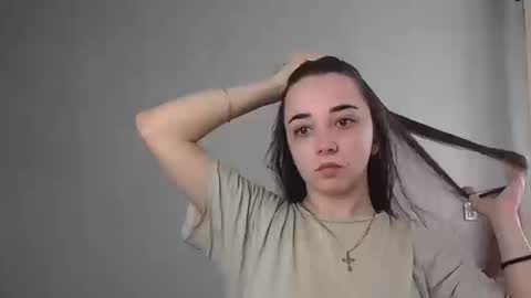 Olivia online show from March 11, 2026, 11:49 am