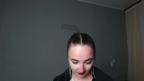 Olivia online show from May 14, 2026, 6:47 pm