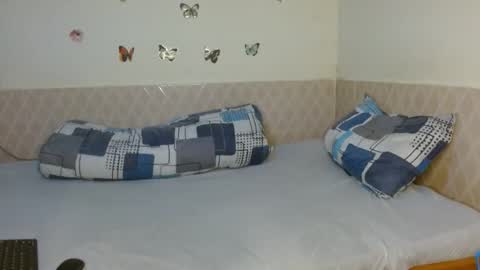 Snapshot of olivia_roxxyy chatting on January 18, 2026, 8:51 am olivia online show from January 18, 2026, 8:51 am