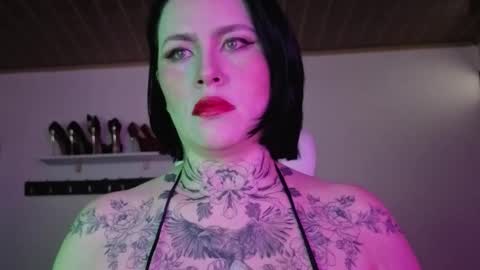   online show from January 6, 2026, 1:59 pm