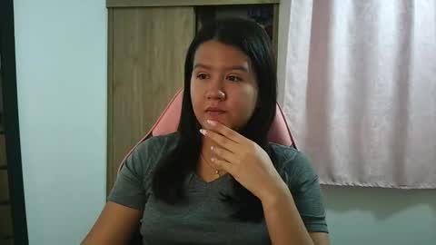 Olivia online show from March 3, 2026, 12:00 pm