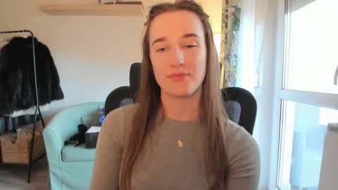 Snapshot of oliviaaa2003 chatting on March 21, 2026, 3:04 pm Oliwiaa2004 online show from March 21, 2026, 3:04 pm