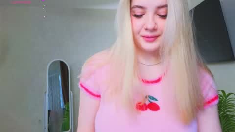 Olivia online show from May 21, 2026, 2:07 am
