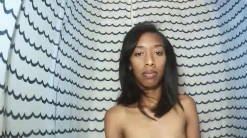 Snapshot of oliviah27 chatting on November 8, 2025, 9:09 am oliviah27 online show from November 8, 2025, 9:09 am