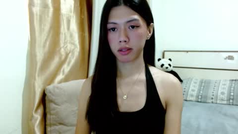 oliviaknightx online show from March 28, 2026, 3:06 am