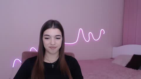 Snapshot of olivialimm chatting on December 3, 2024, 5:55 pm Olivia online show from December 3, 2024, 5:55 pm