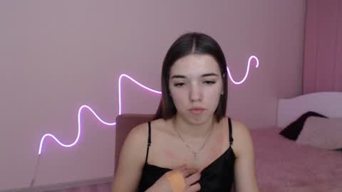 Snapshot of olivialimm chatting on December 4, 2024, 8:29 pm Olivia online show from December 4, 2024, 8:29 pm