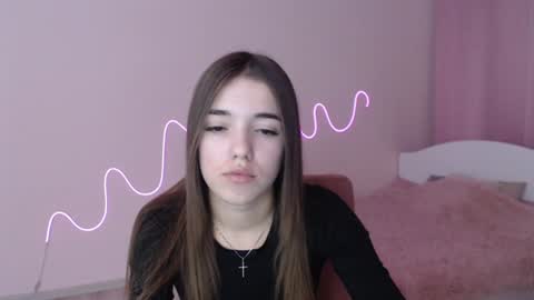 Snapshot of olivialimm chatting on December 13, 2024, 3:43 pm Olivia online show from December 13, 2024, 3:43 pm