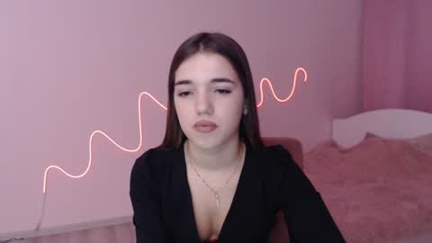 Snapshot of olivialimm chatting on December 18, 2024, 3:22 pm Olivia online show from December 18, 2024, 3:22 pm