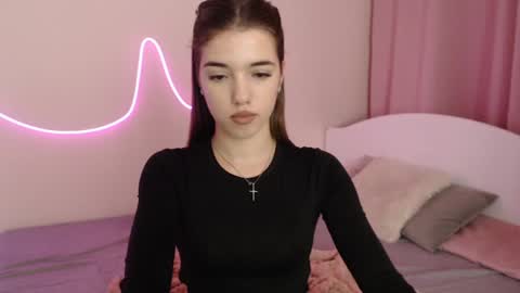 Snapshot of olivialimm chatting on December 19, 2024, 7:29 pm Olivia online show from December 19, 2024, 7:29 pm