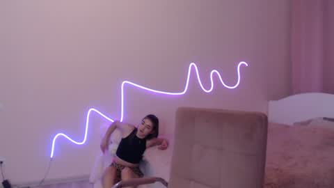 Snapshot of olivialimm chatting on January 9, 2025, 9:37 pm Olivia online show from January 9, 2025, 9:37 pm