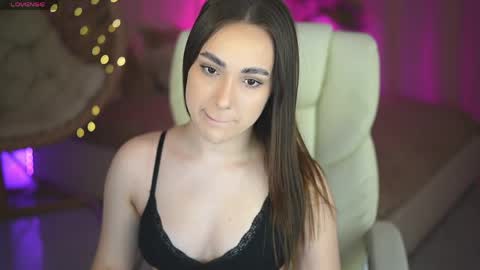 Olivia online show from April 2, 2026, 7:00 pm