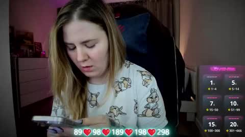 . online show from December 17, 2025, 3:56 am