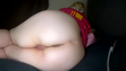 Snapshot of oliviaskies chatting on October 31, 2025, 4:57 am Olivia baby online show from October 31, 2025, 4:57 am