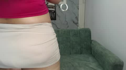 Snapshot of oliviia_ch chatting on July 19, 2026, 12:20 pm Olivia online show from July 19, 2026, 12:20 pm