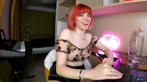 Angelina Lina online show from March 27, 2026, 9:14 pm