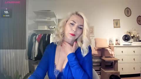 Snapshot of ollalla7 chatting on November 4, 2025, 7:02 pm ollalla7 online show from November 4, 2025, 7:02 pm