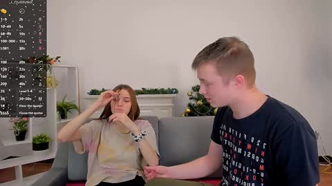 Snapshot of ollistiw chatting on December 26, 2024, 8:21 pm Olli and Stiw online show from December 26, 2024, 8:21 pm