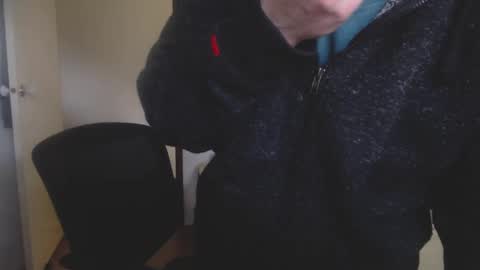 lucky guy online show from February 16, 2025, 11:38 am