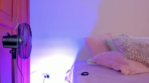 Martina Ricci online show from September 10, 2025, 1:33 pm