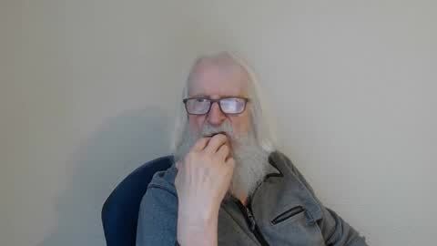 Somewhere over the rainbow online show from February 6, 2026, 8:18 am