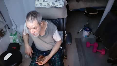 ondoko1234 online show from February 28, 2026, 2:01 am