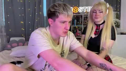 couple Lu sexy chick in middle and Jimmyblonde our friend Brianglasses online show from March 2, 2025, 2:10 pm