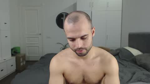 onebestlover online show from January 30, 2025, 2:58 pm