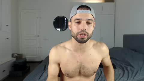 onebestlover online show from October 31, 2025, 6:58 am