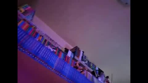 onecrew1 online show from January 3, 2025, 1:47 pm