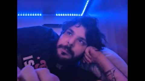 onecrew1 online show from September 23, 2025, 6:11 pm