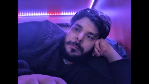 onecrew1 online show from October 30, 2025, 7:14 pm