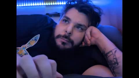 onecrew1 online show from January 6, 2026, 1:48 pm