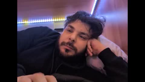 onecrew1 online show from February 1, 2026, 3:21 pm