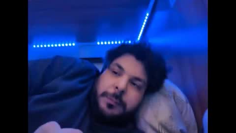 onecrew1 online show from February 15, 2026, 2:14 pm