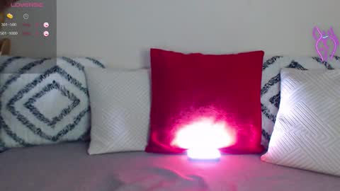 Snapshot of onehotbigass chatting on October 12, 2025, 8:08 pm ONLINE online show from October 12, 2025, 8:08 pm