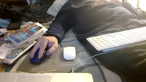 Snapshot of onemattu chatting on November 4, 2025, 3:49 am Mattu online show from November 4, 2025, 3:49 am