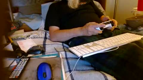 Snapshot of onemattu chatting on December 20, 2025, 7:15 am Mattu online show from December 20, 2025, 7:15 am