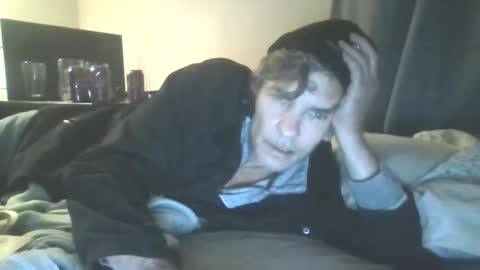 Oneofmany online show from October 15, 2025, 10:48 am