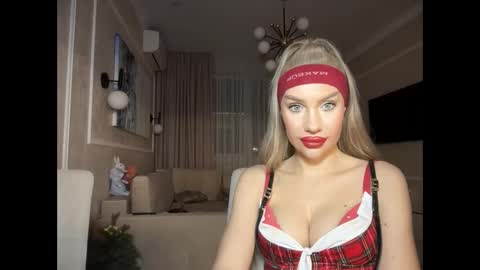 onesweet_baby online show from January 29, 2025, 8:25 pm