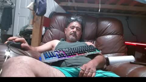 Snapshot of onewayallday chatting on July 9, 2026, 11:20 pm onewaykenny online show from July 9, 2026, 11:20 pm