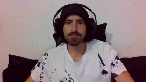 Snapshot of oniyoshiken chatting on November 1, 2025, 8:33 pm oniyoshiken online show from November 1, 2025, 8:33 pm