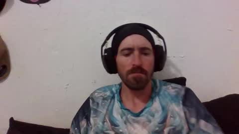 Snapshot of oniyoshiken chatting on November 2, 2025, 6:32 pm oniyoshiken online show from November 2, 2025, 6:32 pm