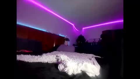 only1alexcameron online show from March 31, 2026, 5:19 am