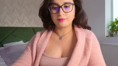 Snapshot of onlyella92_ chatting on October 31, 2025, 10:49 am onlyella92_ online show from October 31, 2025, 10:49 am