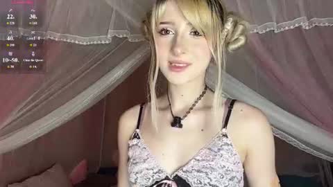 Snapshot of onlyeva1 chatting on June 20, 2026, 9:56 am Eva online show from June 20, 2026, 9:56 am