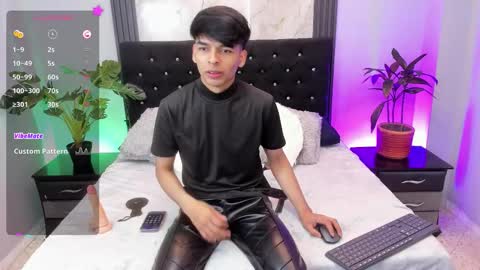 Snapshot of onlyjos_ chatting on October 19, 2025, 1:34 pm Josh - Schedule 1400 - 2200 online show from October 19, 2025, 1:34 pm