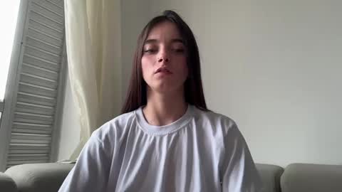 Sophia online show from June 1, 2026, 9:49 pm