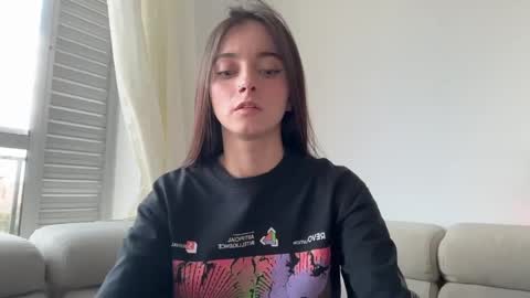 Sophia online show from June 4, 2026, 9:54 pm