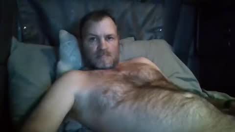 Snapshot of onthemove03 chatting on November 10, 2025, 3:27 am onthemove03 online show from November 10, 2025, 3:27 am